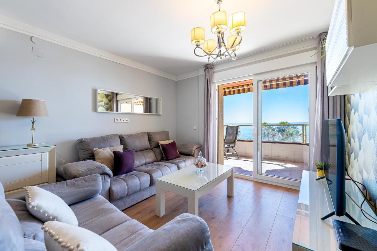 797 Holiday Rentals - Amplio Piso Con Terraza En Primera Linea De Playa Торремолинос Экстерьер фото