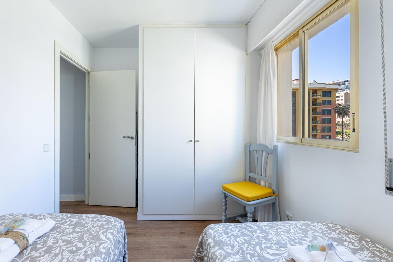 797 Holiday Rentals - Amplio Piso Con Terraza En Primera Linea De Playa Торремолинос Экстерьер фото